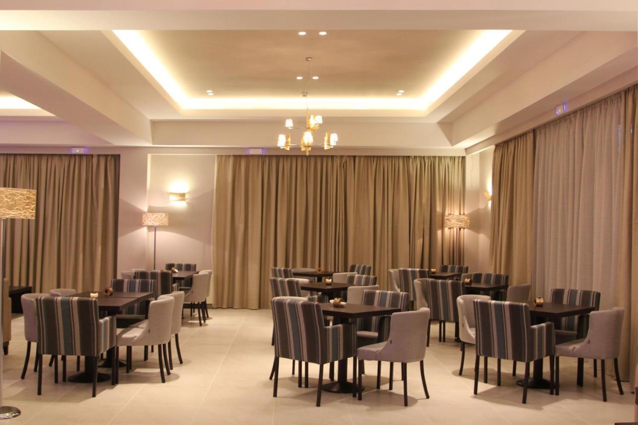Achilles Hotel Methoni  Exterior photo