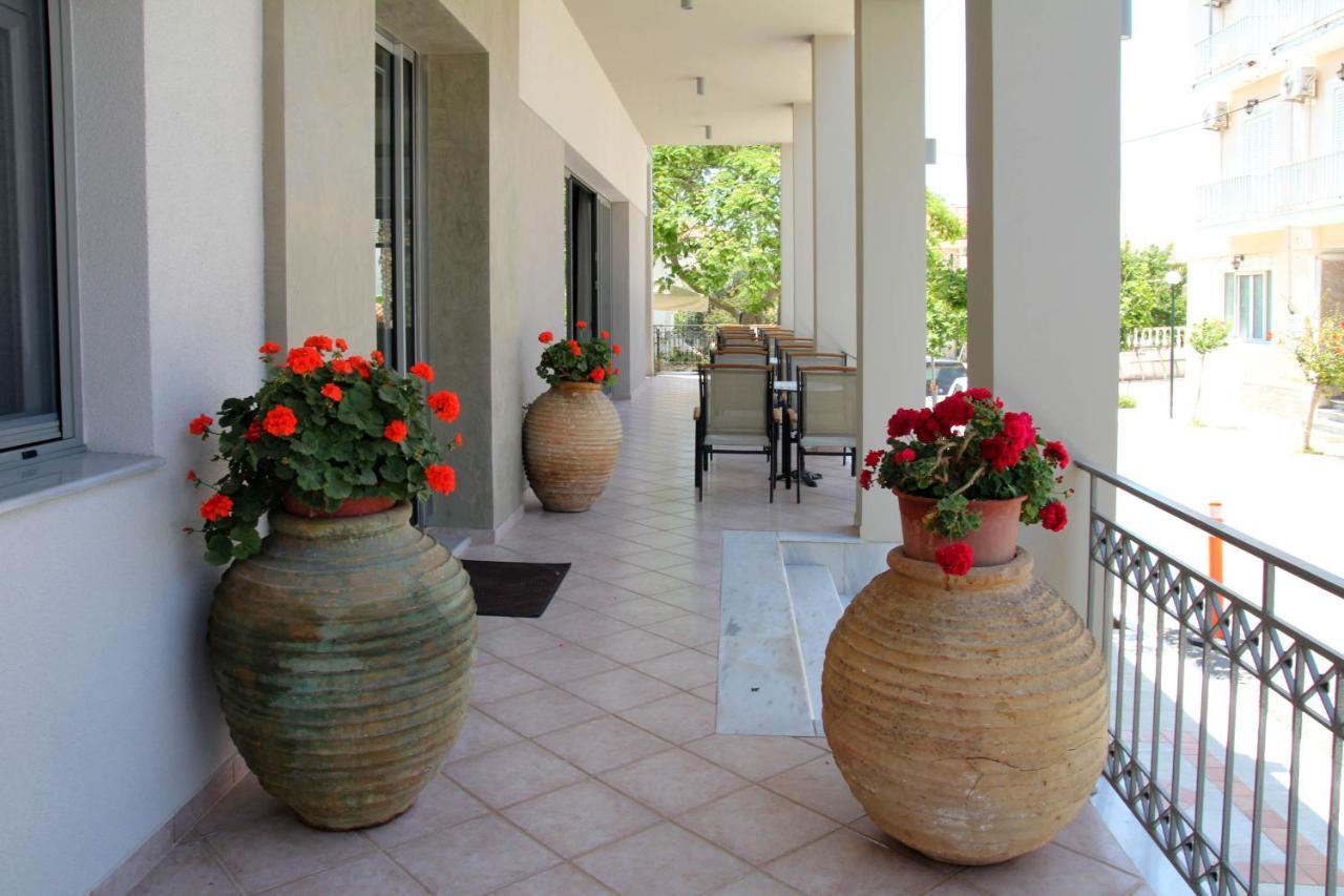 Achilles Hotel Methoni  Exterior photo