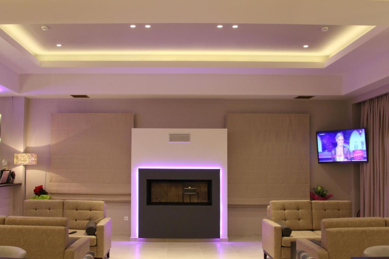 Achilles Hotel Methoni  Exterior photo